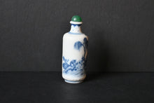 Load image into Gallery viewer, Early 20th Century Qing Blue &amp; White Horses Snuff Bottle
