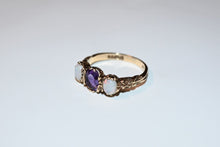 Load image into Gallery viewer, Vintage / Estate 9 Ct Opal &amp; Amethyst Ring
