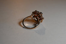 Load image into Gallery viewer, Estate / Vintage 9 Carat Garnet Cluster Ring
