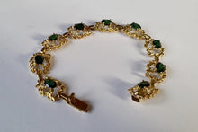 Load image into Gallery viewer, A 1960s 18 Carat Gold &amp; 6.4 Carat Green Tourmaline Bracelet
